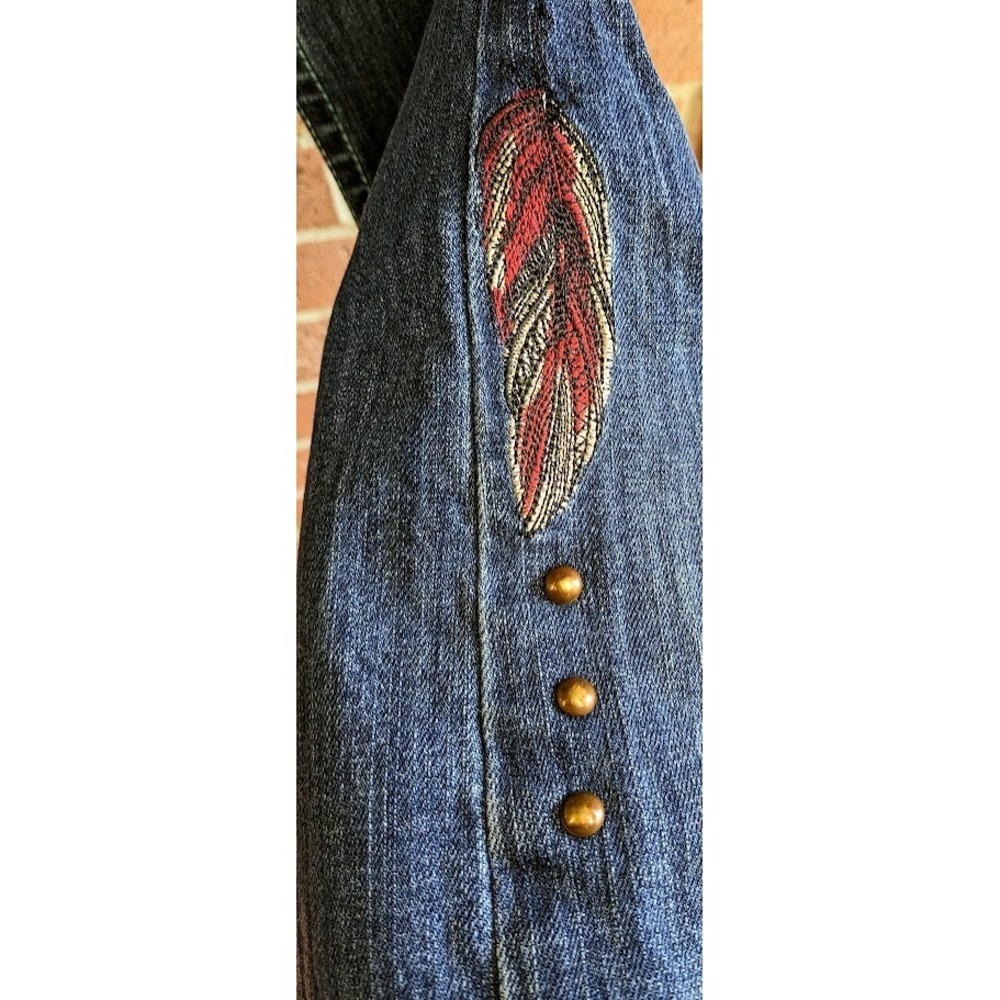 Cowgirl Tuff Women Jeans 26/33 Brave Wings Feather Embroidered Western Festival - Picture 3 of 12
